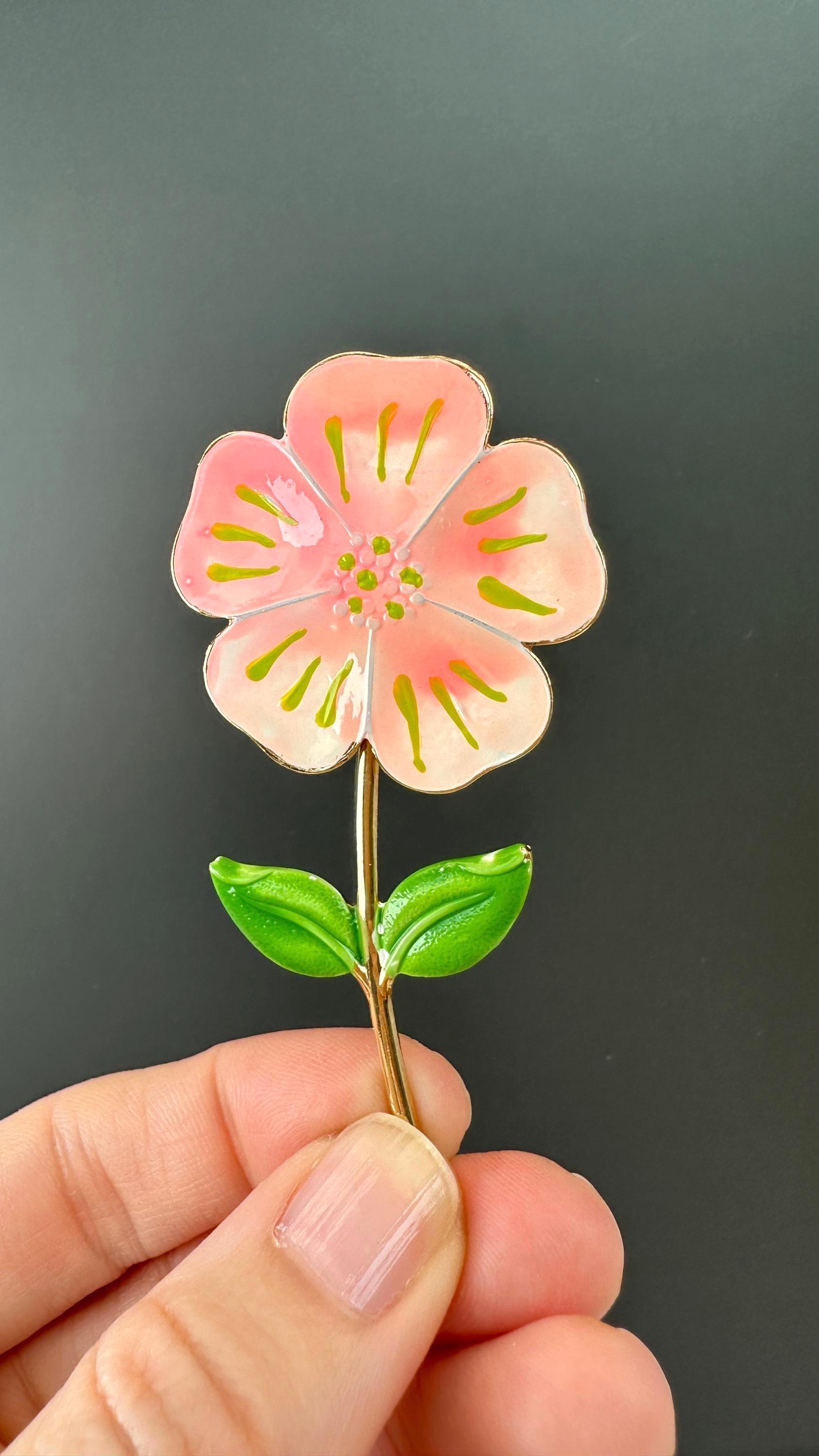Vintage Enamel Pink Flower Pin/ Brooch