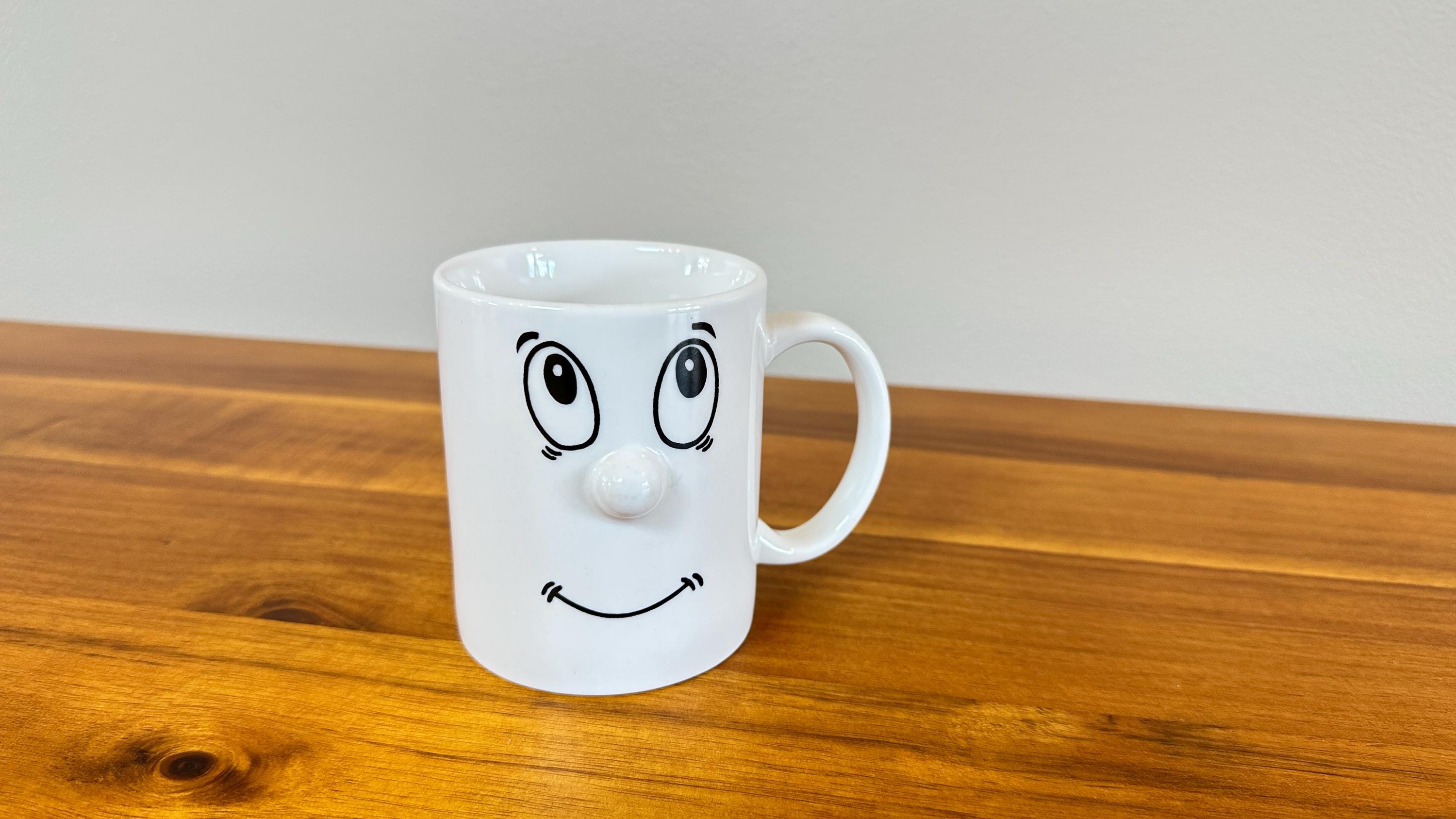 Vintage Face Mug ceramic Smiling whimsical 3D Funny Face Coffee Tea structural emoticon novelty gryphoneware anthropomorphic